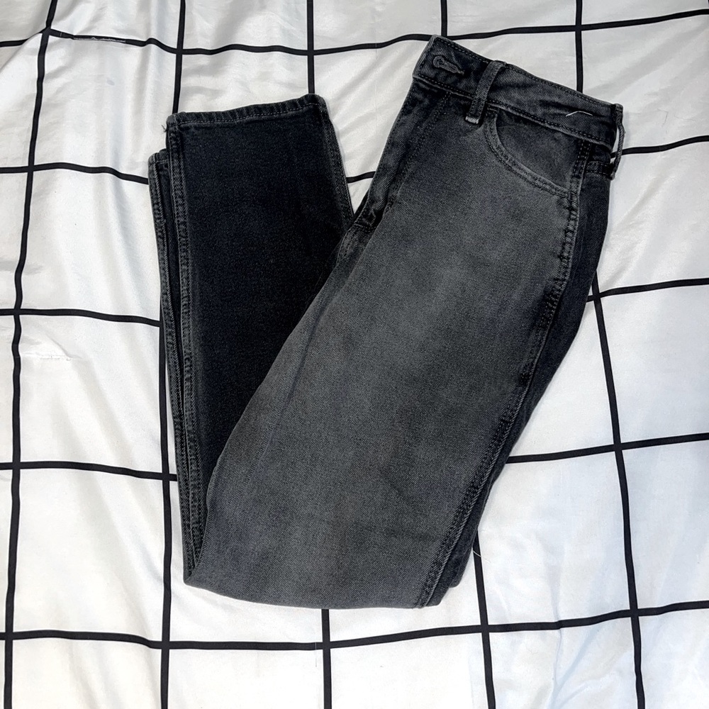 Hollister curvy high rise mom jean